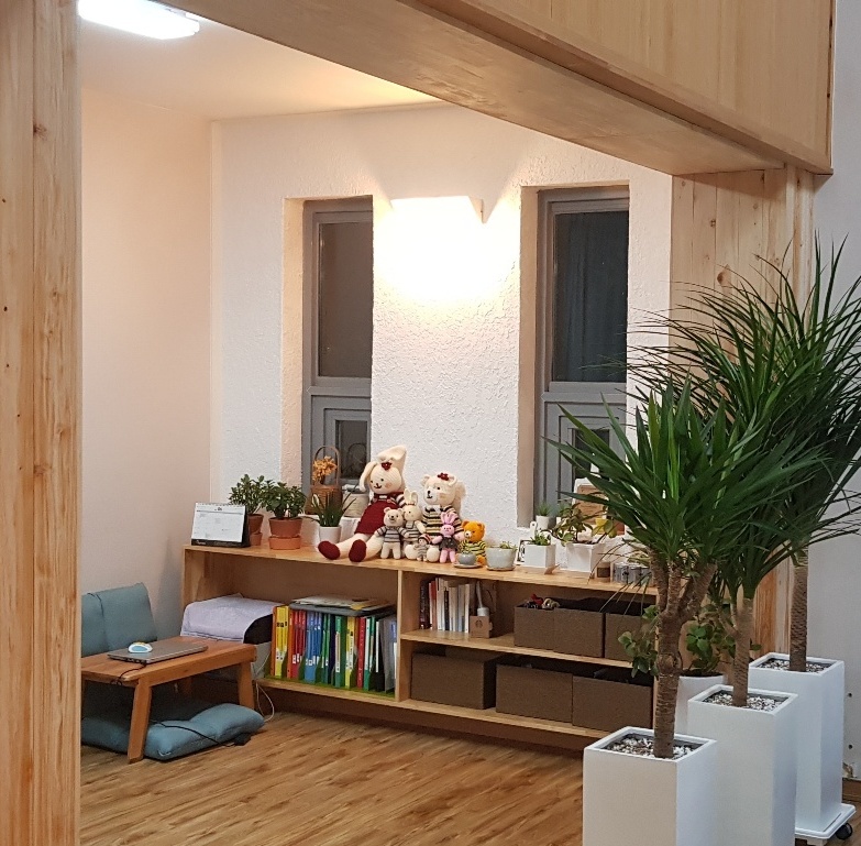 UNIQUEMAIN 대형LED/컨셉 렌탈스튜디오